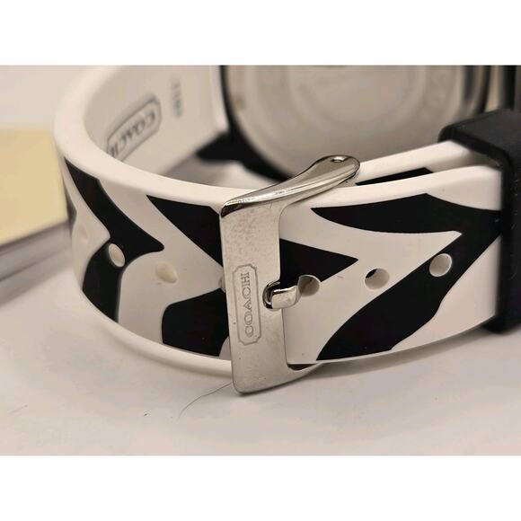 New COACH 1941 Ladies' 41mm Black Ceramic Silicone Watch. Box + Papers. - Picture 15 of 16